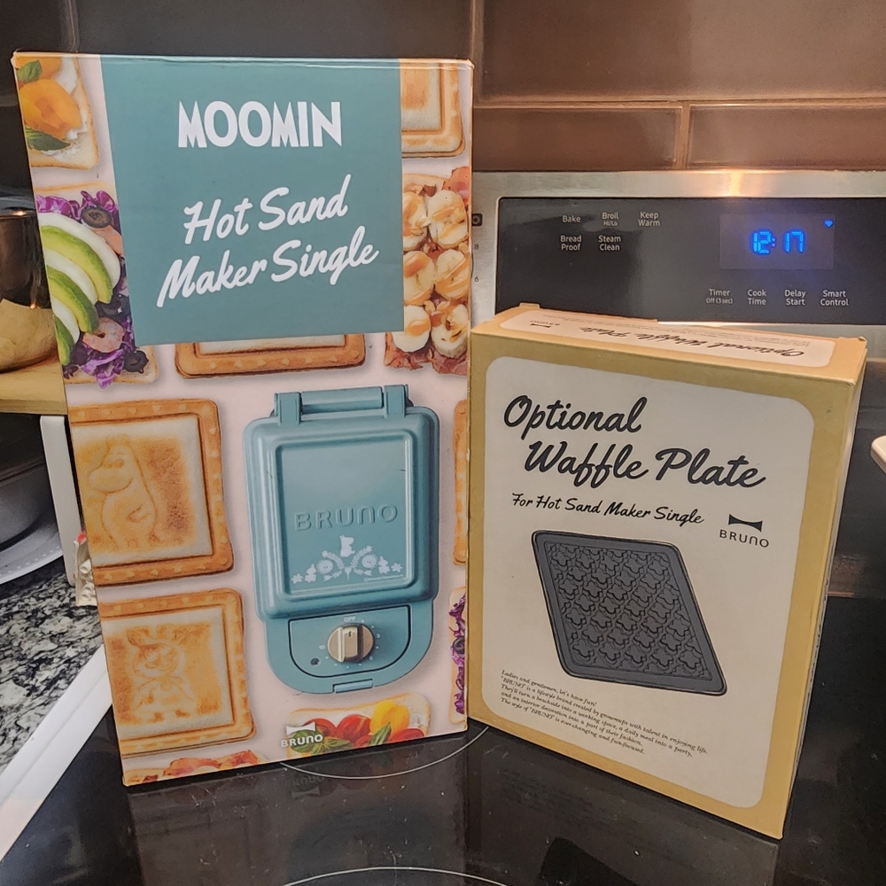 BRUNO Moomin Hot Sandwich Maker + Waffle Plate Set (BOE050-BGR) – Japan Import